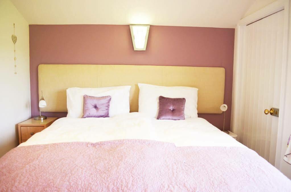 Dove Meadow Bed & Breakfast Denstone Exterior foto