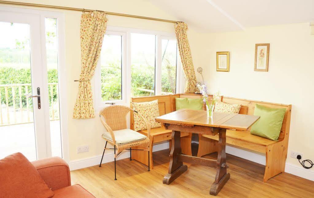 Dove Meadow Bed & Breakfast Denstone Exterior foto